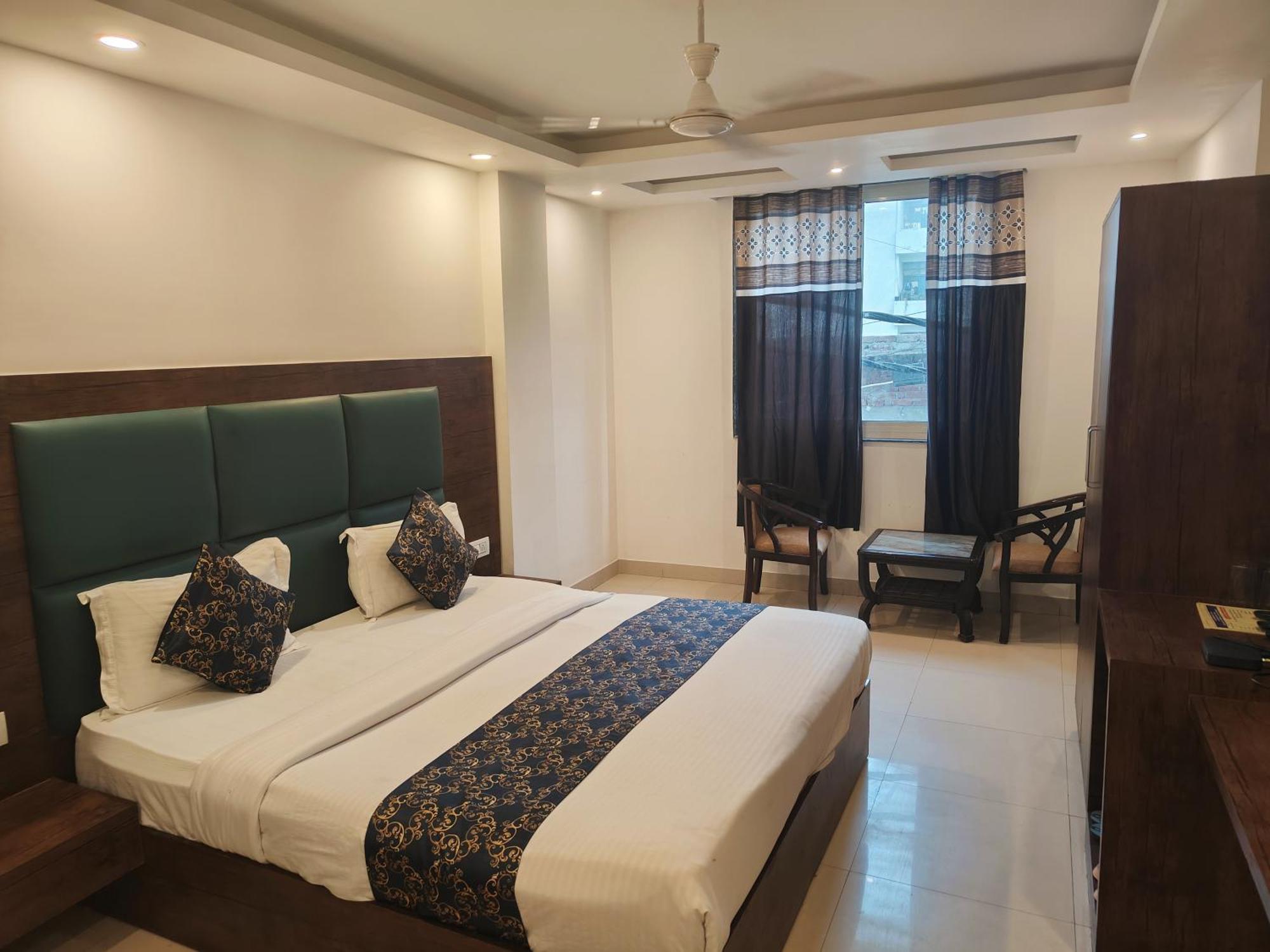 Hotel Le Mount Plaza Near Igi Airport Delhi Nueva Delhi Exterior foto